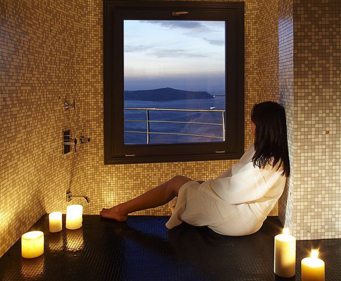 Hotel Homeric Poems  | Firostefani | Santorini | Greece 4