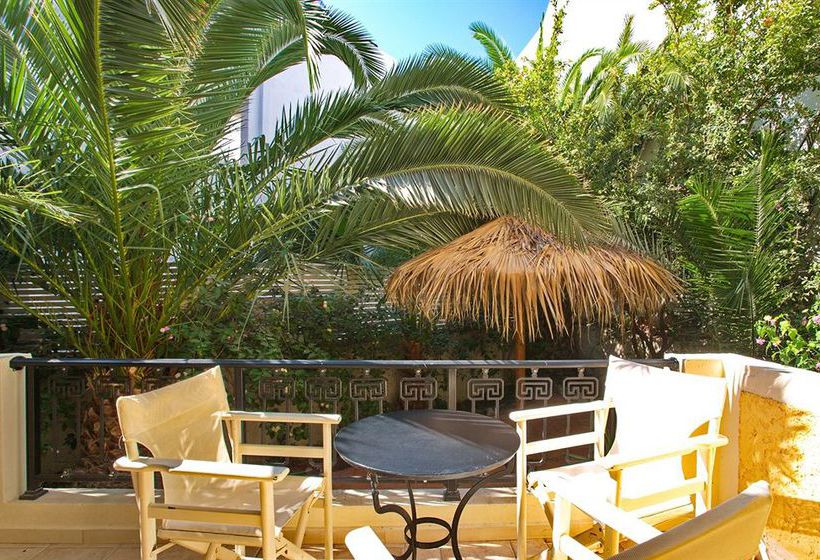 The Boathouse Hotel & Studios  | Fira | Santorini | Greece 3