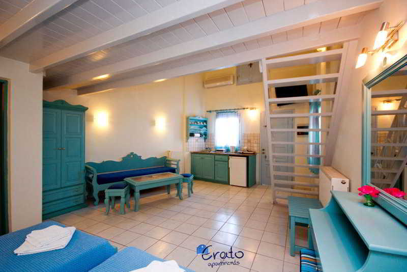Erato Apartments  | Firostefani | Santorini | Greece 17