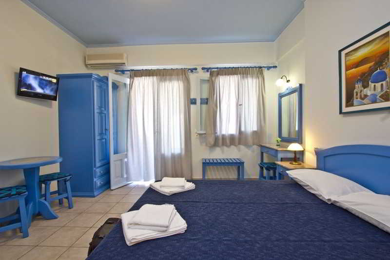 Erato Apartments  | Firostefani | Santorini | Greece 6