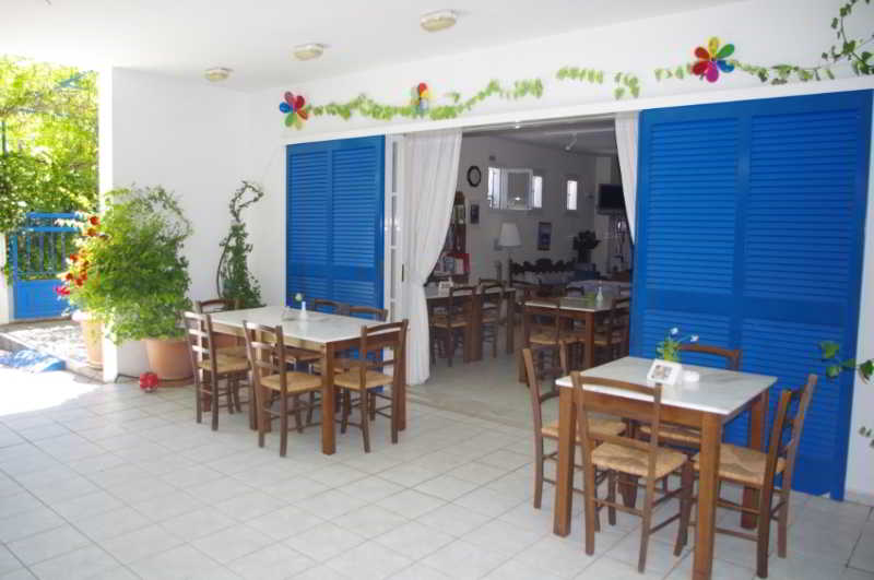 Daphne S Club  | Xylokastro | Peloponnese | Greece 1