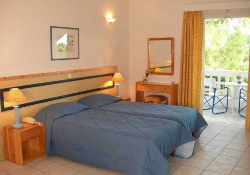 Daphne S Club  | Xylokastro | Peloponnese | Greece 11