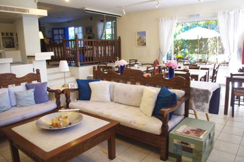 Daphne S Club  | Xylokastro | Peloponnese | Greece 2