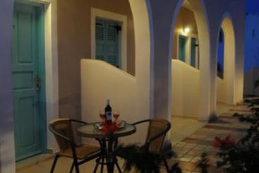 Hotel Villa Rose  | Fira | Santorini | Greece 19