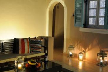 Hotel Villa Rose  | Fira | Santorini | Greece 5