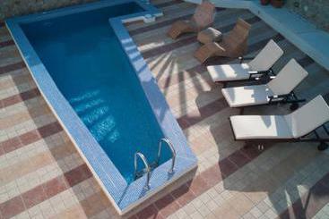 Hotel Villa Rose  | Fira | Santorini | Greece 7