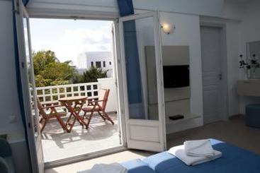 Hotel Atrium Villa  | Fira | Santorini | Greece 12