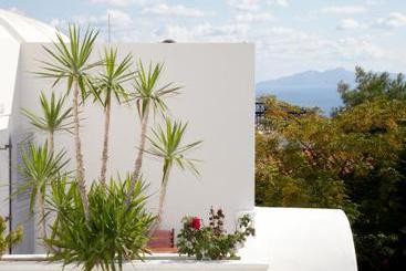 Hotel Atrium Villa  | Fira | Santorini | Greece 16