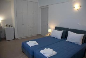 Hotel Atrium Villa  | Fira | Santorini | Greece 2