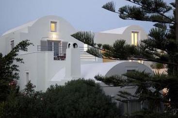 Hotel Atrium Villa  | Fira | Santorini | Greece 3