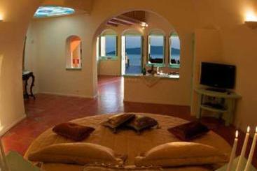 Santorini Luxury Villas  | Firostefani | Santorini | Greece 2