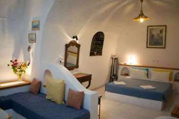 Vallas Apartamentos  | Firostefani | Santorini | Greece 6