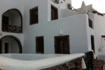 Mirabo Luxury Villas  | Firostefani | Santorini | Greece 3