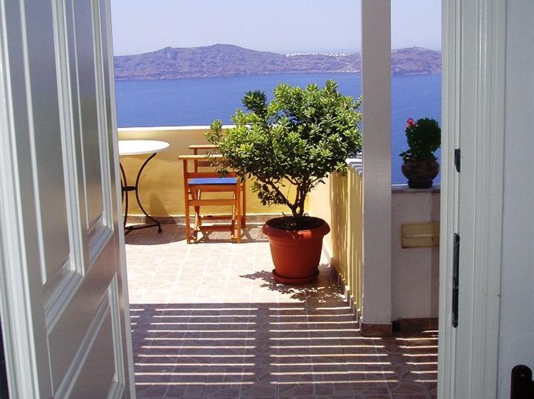 Hotel Mylos  | Firostefani | Santorini | Greece 11