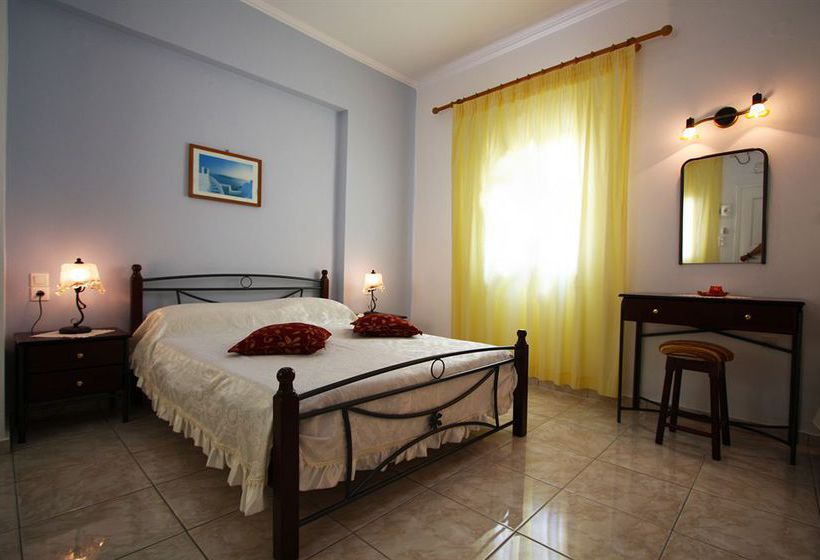 Hotel Mylos  | Firostefani | Santorini | Greece 16