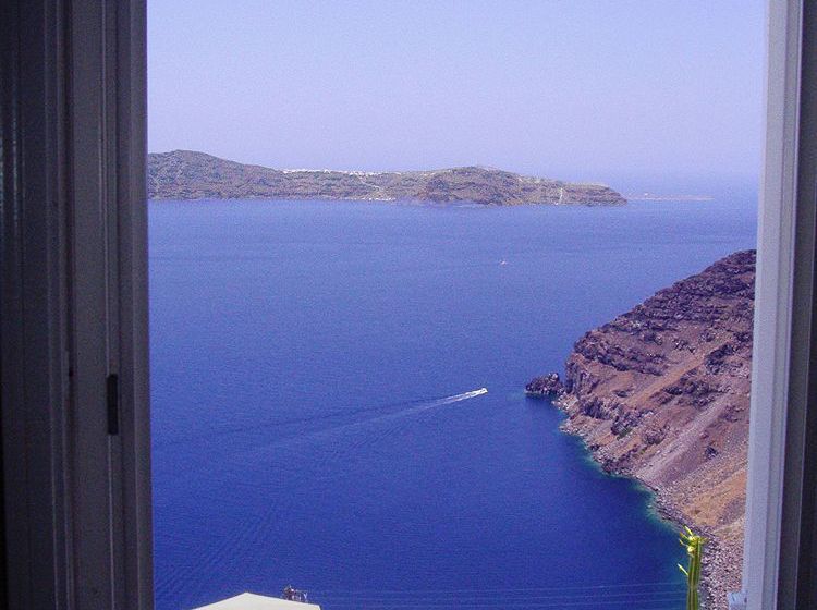 Hotel Mylos  | Firostefani | Santorini | Greece 3