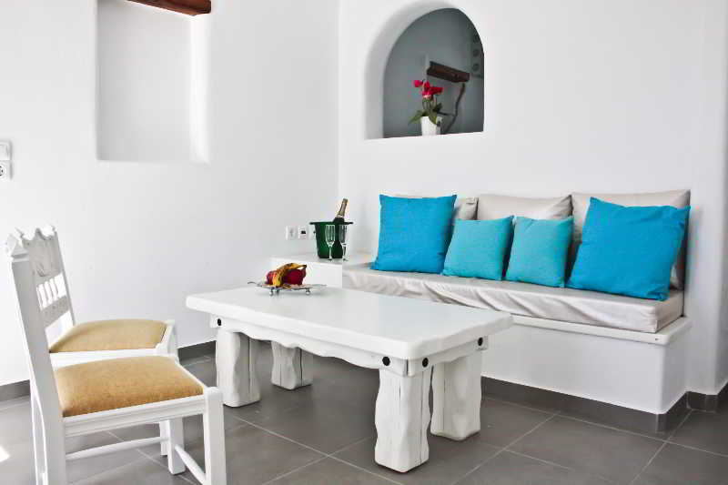 Hotel Drosostalides Elegand Suites  | Perivolos | Santorini | Greece 1