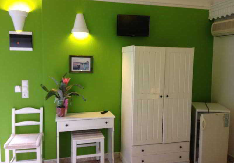 Hotel Villa Michalis  | Vlychada | Santorini | Greece 15