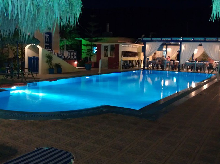 Hotel Villa Michalis  | Vlychada | Santorini | Greece 4