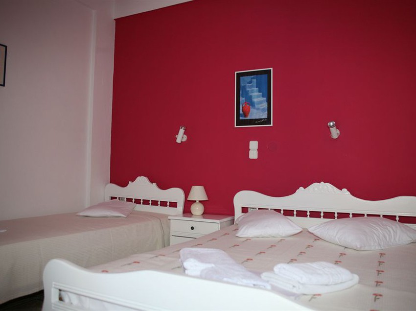 Hotel Villa Michalis  | Vlychada | Santorini | Greece 5