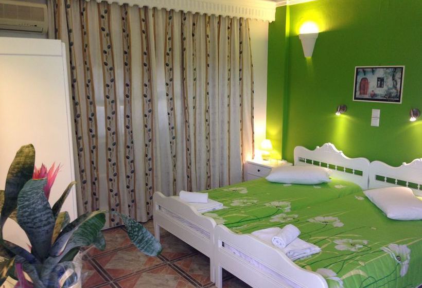 Hotel Villa Michalis  | Vlychada | Santorini | Greece 8