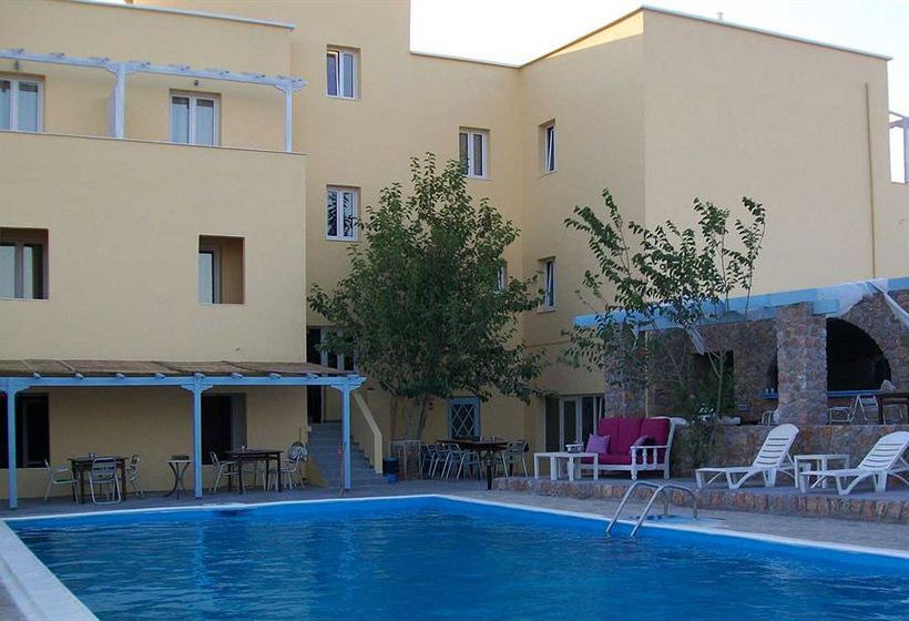 Hotel Zorbas  | Pyrgos Kallistis | Santorini | Greece 8