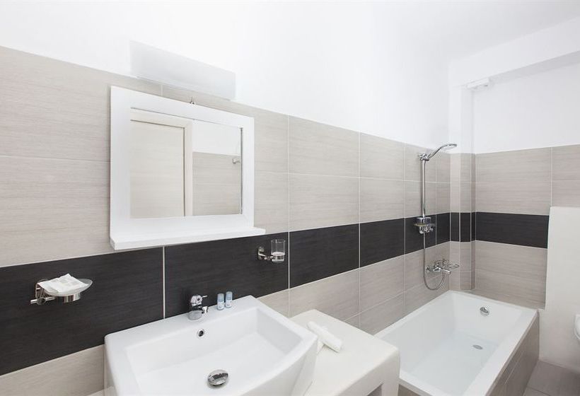 Hotel Olympic  | Karterados | Santorini | Greece 1