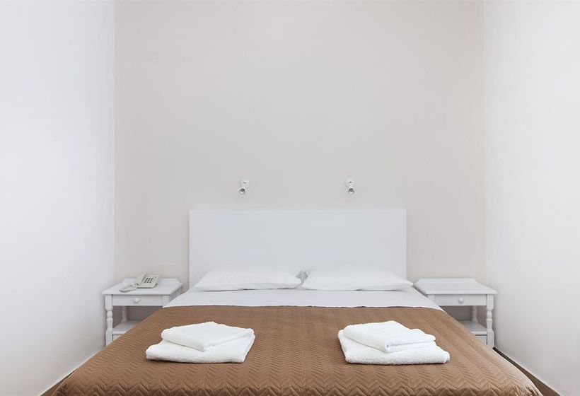 Hotel Olympic  | Karterados | Santorini | Greece 11