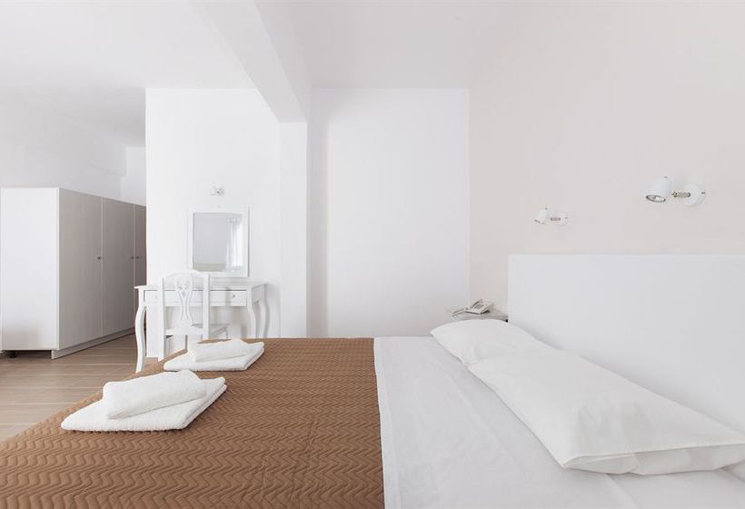 Hotel Olympic  | Karterados | Santorini | Greece 14