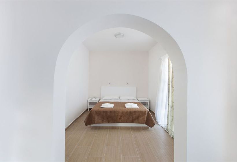 Hotel Olympic  | Karterados | Santorini | Greece 19