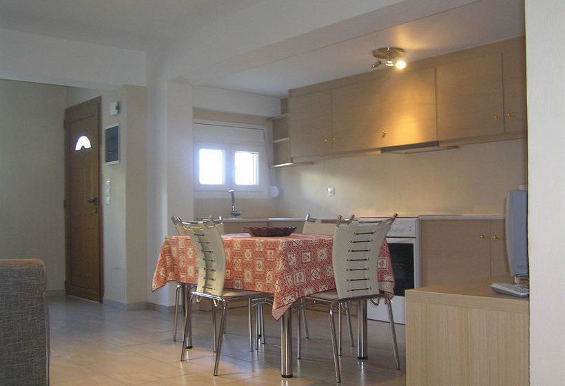 Hotel Anemomilos Suites  | Fira | Santorini | Greece 4