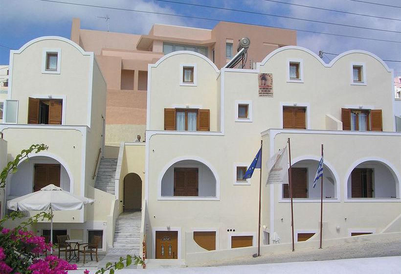 Hotel Anemomilos Suites  | Fira | Santorini | Greece 6