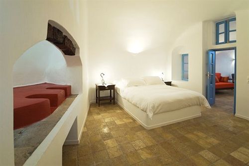 Hotel Pantelia Suites  | Fira | Santorini | Greece 15
