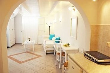 Reverie Apartments  | Firostefani | Santorini | Greece 17