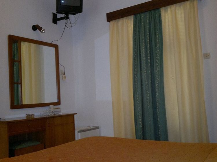 Hotel Anemomilos Villa  | Fira | Santorini | Greece 14