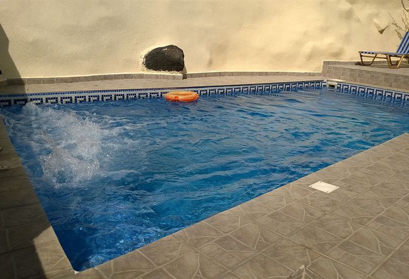 Hotel Anemomilos Villa  | Fira | Santorini | Greece 3