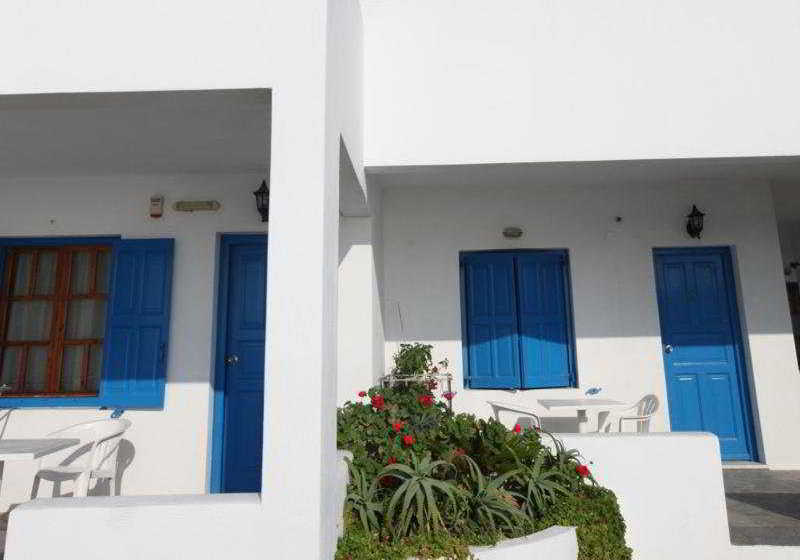 Avra Apartments Tourlos