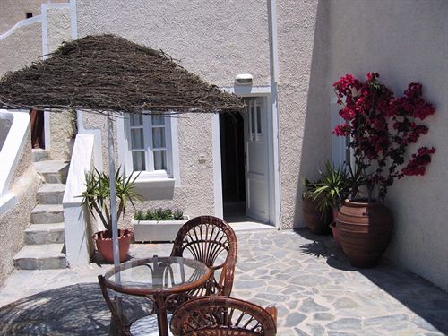 Nomikos Villas  | Firostefani | Santorini | Greece 12