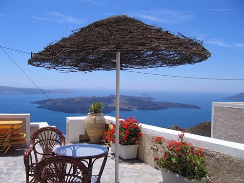 Nomikos Villas  | Firostefani | Santorini | Greece 13