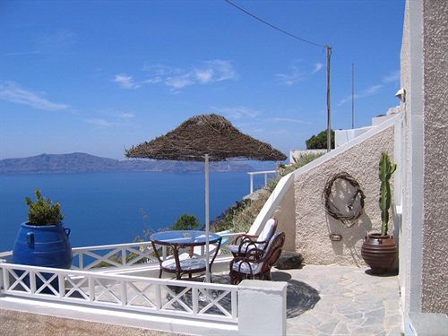 Nomikos Villas  | Firostefani | Santorini | Greece 14