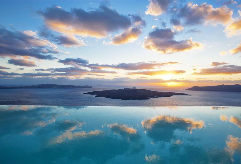 Hotel Cosmopolitan Suites  | Fira | Santorini | Greece 11