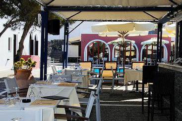 Kallisti Villas  | Fira | Santorini | Greece 3