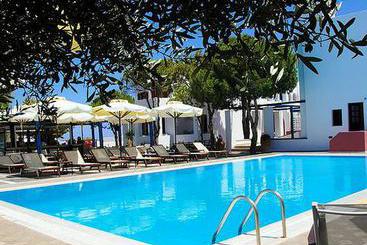 Kallisti Villas  | Fira | Santorini | Greece 4