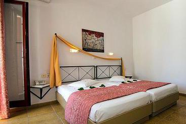 Kallisti Villas  | Fira | Santorini | Greece 5