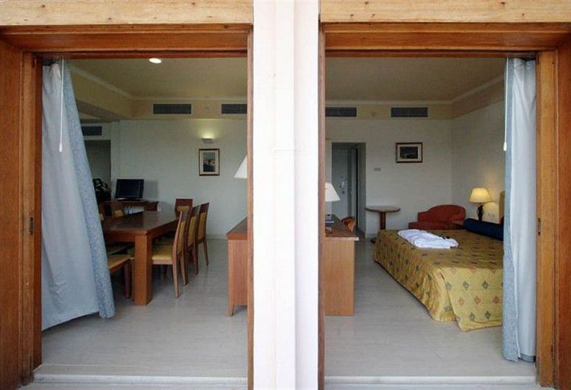 Hotel Aks Hinitsa Bay  | Porto Heli | Peloponnese | Greece 9