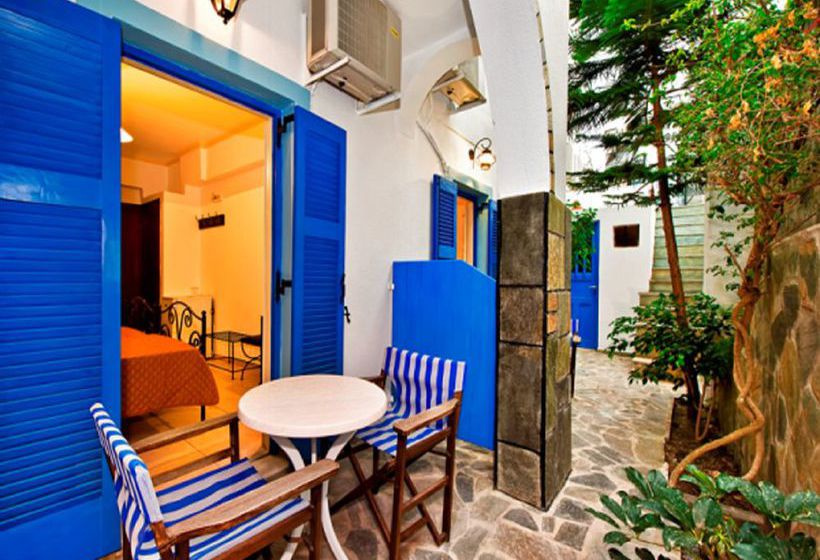 Hotel Villa Soula  | Fira | Santorini | Greece 1