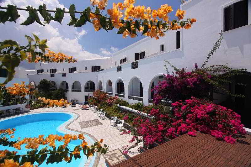 Hotel New Haroula  | Fira | Santorini | Greece 6