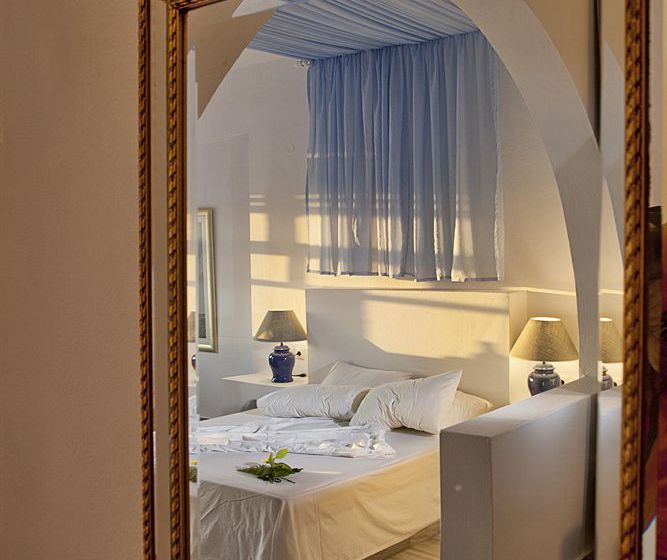 Hotel Notos Therme & Spa  | Vlychada | Santorini | Greece 10