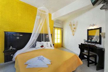 Hotel Artemis Suites  | Megalochori | Santorini | Greece 6