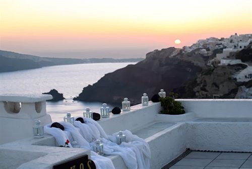 Nikos Villas  | Oia | Santorini | Greece 16